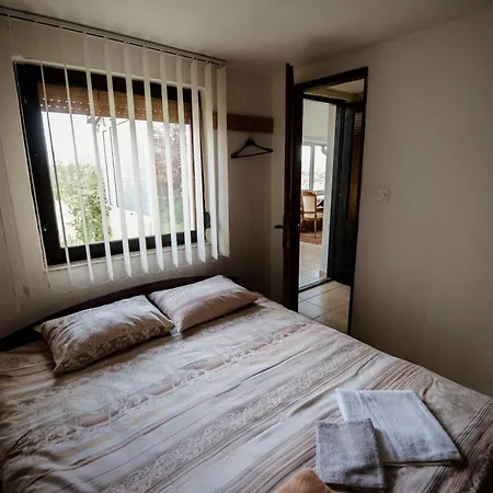 Vikendica Ilic - Petrovac Na Mlavi * Porosanica