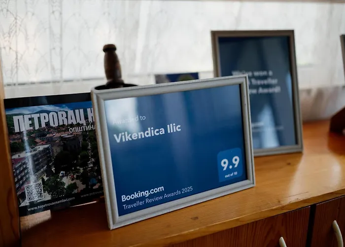 Vikendica Ilic - Petrovac Na Mlavi Дом отдыха *